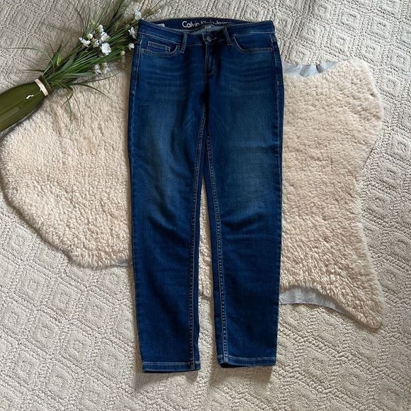 Calvin Klein Jeans, Capri length Ankle Skinny Size 6 - Picture 4 of 6